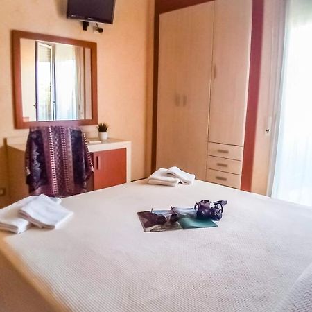 Hotel Condor Milano Marittima Exteriör bild