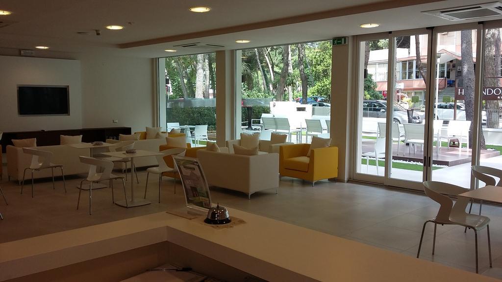 Hotel Condor Milano Marittima Exteriör bild