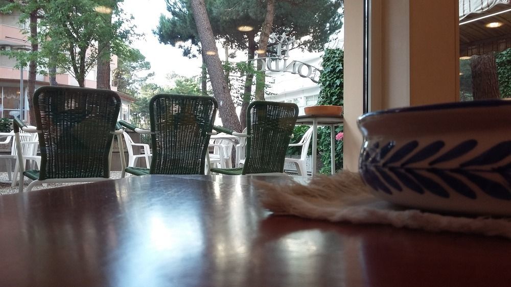 Hotel Condor Milano Marittima Exteriör bild
